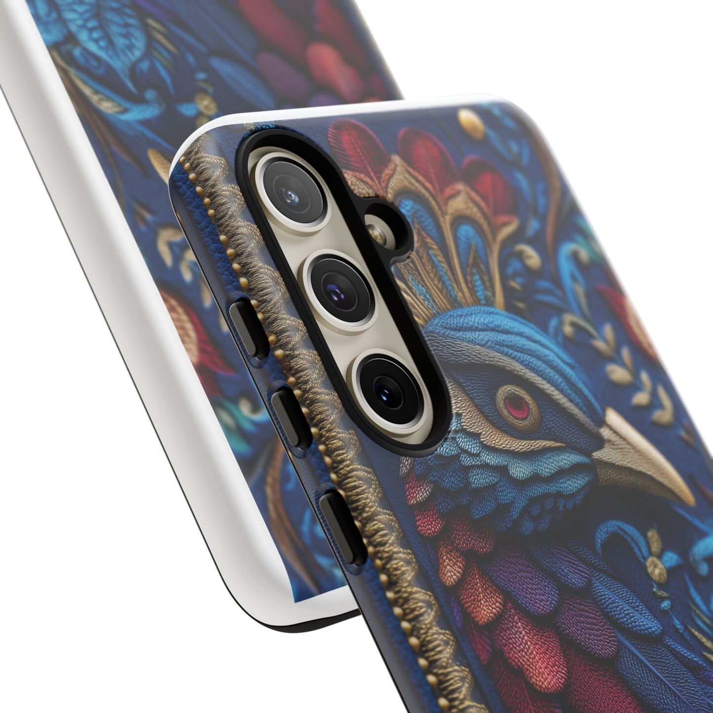 Paon Royal : Broderie de Luxe et Plumes Précieuses