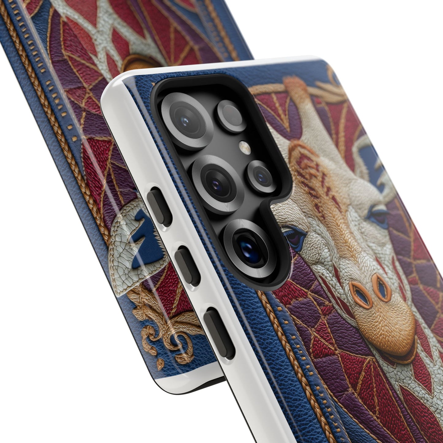 Girafe Aristocrate : Mosaïque de Cuir et Broderie